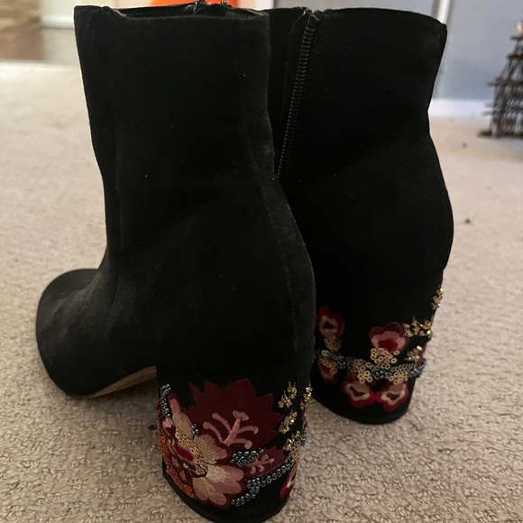 Express Suede Embroidered Black Booties - Picture 5 of 5